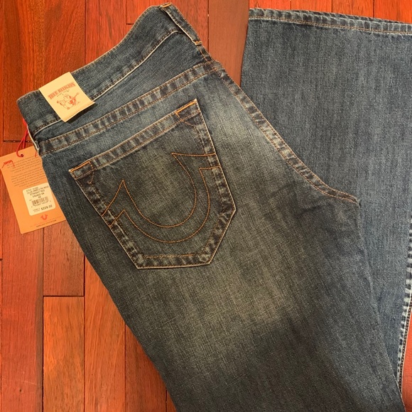 Men’s True Religion Straight Red Jeans - Picture 2 of 4